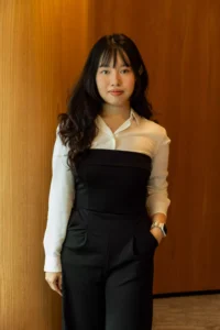 Professional headshot photographer Singapore | iSnap Photography