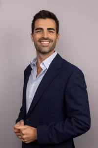 Professional headshot photographer Singapore | iSnap Photography